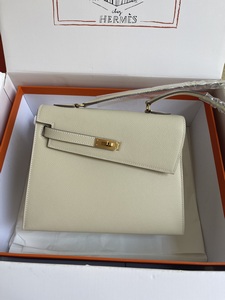 Hermes Handbags 748